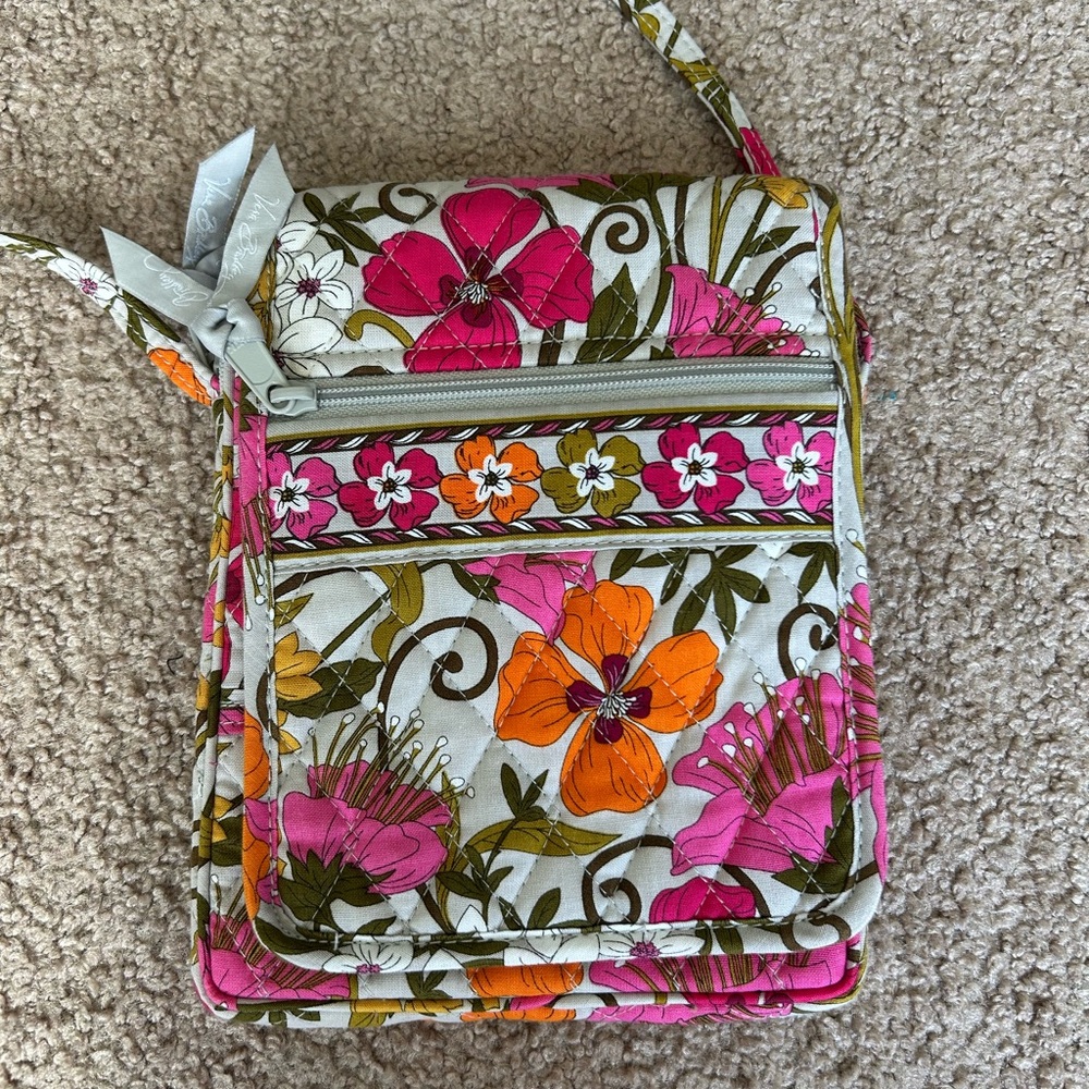 Vera Bradley Crossover Bag!